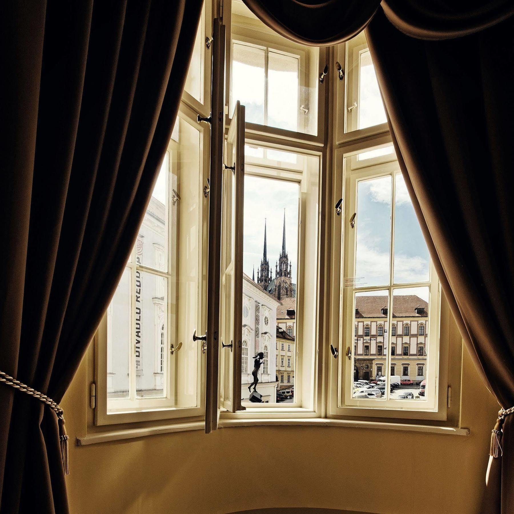Grandezza Hotel Luxury Palace Brno Esterno foto